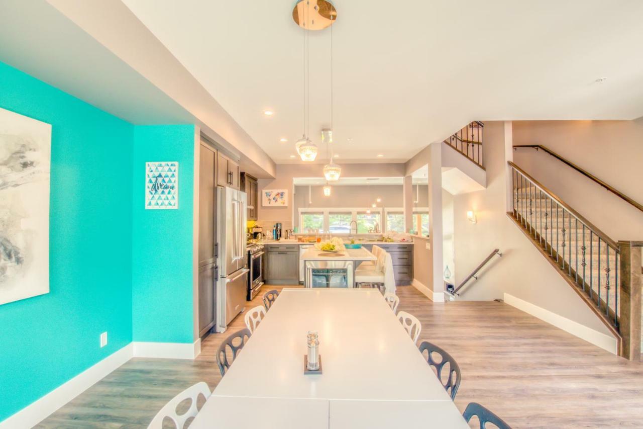 Nomad By Samsara Resort - Panorama Top View - 4Br & 5Bth キャンモア エクステリア 写真